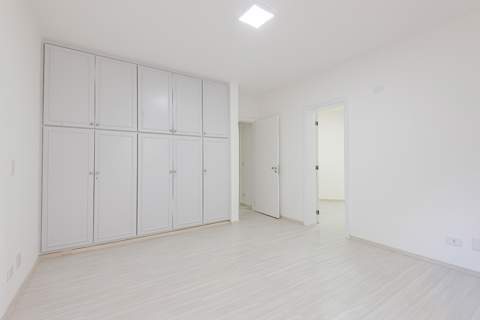 Apartamento à venda em São Paulo (Real Parque - Morumbi), 3 dormitórios, 3 suites, 3 banheiros, 3 vagas, 240 m2 de área útil, código 310-396 (31/64)