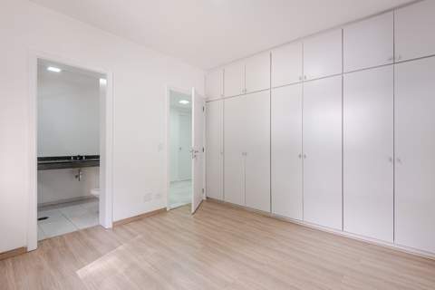 Apartamento à venda em São Paulo (Real Parque - Morumbi), 3 dormitórios, 3 suites, 3 banheiros, 3 vagas, 240 m2 de área útil, código 310-396 (37/64)