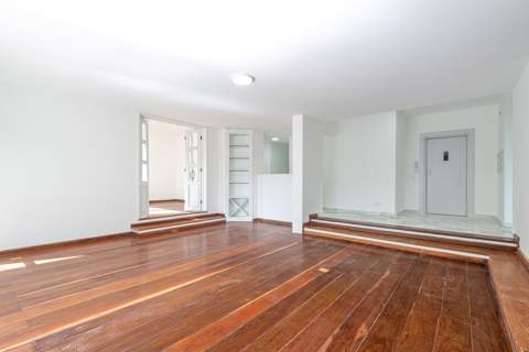 Apartamento à venda em São Paulo (Real Parque - Morumbi), 3 dormitórios, 3 suites, 3 banheiros, 3 vagas, 240 m2 de área útil, código 310-396 (45/64)