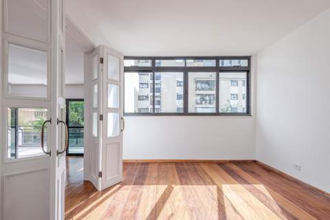 Apartamento à venda em São Paulo (Real Parque - Morumbi), 3 dormitórios, 3 suites, 3 banheiros, 3 vagas, 240 m2 de área útil, código 310-396 (56/64)