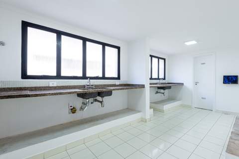 Apartamento à venda em São Paulo (Real Parque - Morumbi), 3 dormitórios, 3 suites, 3 banheiros, 3 vagas, 240 m2 de área útil, código 310-396 (61/64)