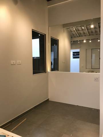 Sobrado à venda em São Paulo (Jd Da Glória - V Mariana), 6 dormitórios, 4 suites, 6 banheiros, 1 vaga, 122 m2 de área útil, código 310-399 (11/31)