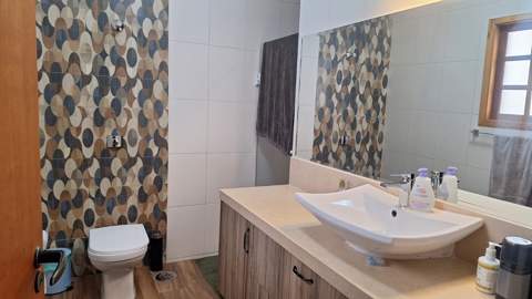 Casa à venda em São Paulo (V Mariana), 3 dormitórios, 3 suites, 4 banheiros, 6 vagas, 250 m2 de área útil, código 310-401 (1/16)
