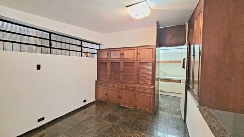 Casa em São Paulo com 7 dormitórios, 1 suite, 6 banheiros, 4 vagas, 430 m2 de área útil, código 310-404 (5/54)