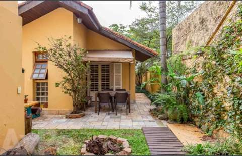 Casa à venda em São Paulo (V Madalena - Alto de Pinheiros), 3 dormitórios, 1 suite, 2 banheiros, 2 vagas, 200 m2 de área útil, código 310-406 (5/6)