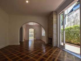 Casa para alugar em São Paulo, 2 dorms, 1 suíte, 3 wcs, 4 vagas, 250 m2 úteis