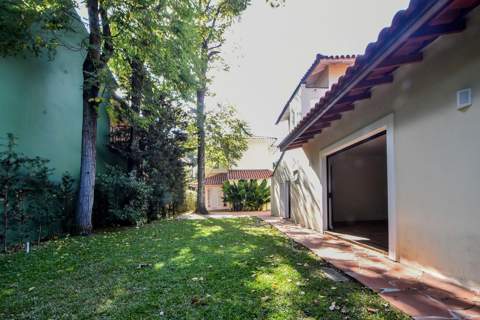 Casa para alugar em São Paulo (Jd Europa (Pinheiros)), 2 dormitórios, 1 suite, 3 banheiros, 4 vagas, 250 m2 de área útil, código 310-407 (31/35)