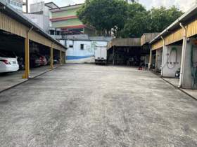 Galpão para alugar em São Paulo, 750 m2 úteis