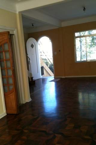 Sobrado para alugar em São Paulo (Aclimação), 3 dormitórios, 2 banheiros, 1 vaga, 160 m2 de área útil, código 310-426 (5/22)