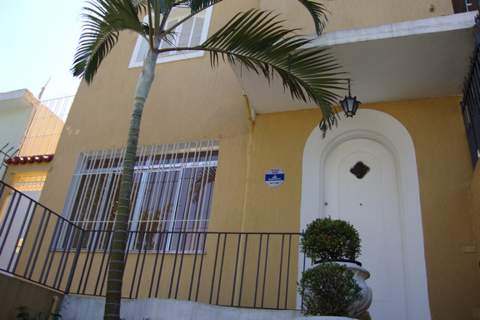 Sobrado para alugar em São Paulo (Aclimação), 3 dormitórios, 2 banheiros, 1 vaga, 160 m2 de área útil, código 310-426 (6/22)