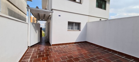 Casa à venda em São Paulo (V Madalena - Alto de Pinheiros), 3 dormitórios, 1 banheiro, 2 vagas, 231 m2 de área útil, código 310-444 (5/54)