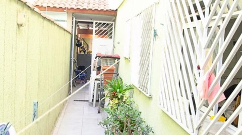 Casa à venda em São Paulo (V Medeiros), 3 dormitórios, 2 suites, 2 banheiros, 2 vagas, 136 m2 de área útil, código 310-453 (1/10)