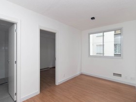Apartamento à venda em São Paulo com 2 dorms, 1 wc, 34 m2 úteis