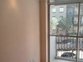 Apartamento à venda em São Paulo com 2 dorms, 1 wc, 1 vaga, 52 m2 úteis
