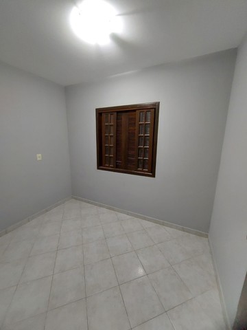 Casa à venda em São Paulo com 6 dormitórios, 1 suite, 1 banheiro, 1 vaga, 250 m2 de área útil, código 310-464 (12/16)