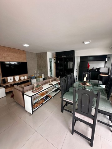 Apartamento à venda em São Paulo com 3 dormitórios, 1 suite, 2 banheiros, 3 vagas, 178 m2 de área útil, código 310-465 (1/15)