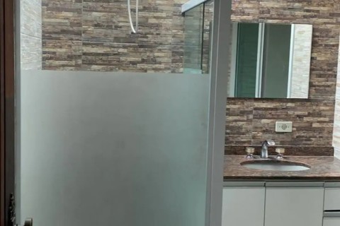 Casa à venda em São Paulo com 3 dormitórios, 3 suites, 4 banheiros, 1 vaga, 120 m2 de área útil, código 310-470 (8/15)