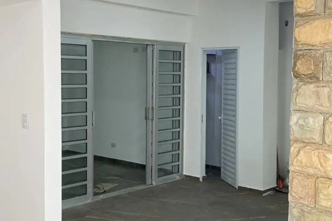 Casa à venda em São Paulo com 3 dormitórios, 3 suites, 4 banheiros, 1 vaga, 120 m2 de área útil, código 310-470 (12/15)