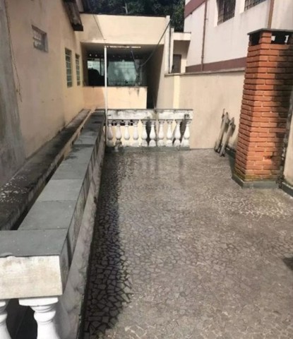Casa à venda em São Paulo (V Prudente), 5 dormitórios, 1 suite, 2 banheiros, 3 vagas, 250 m2 de área útil, código 310-480 (9/10)