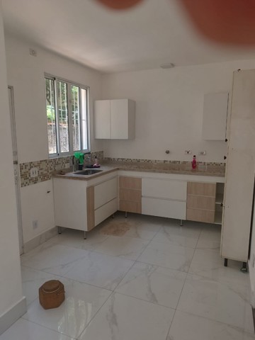 Casa à venda em São Paulo com 3 dormitórios, 1 banheiro, 4 vagas, 187 m2 de área útil, código 310-488 (6/23)