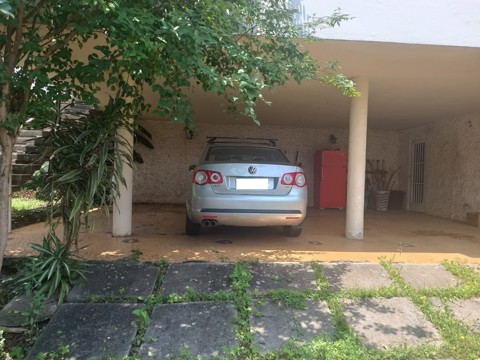 Casa à venda em São Paulo com 3 dormitórios, 1 banheiro, 4 vagas, 187 m2 de área útil, código 310-488 (12/23)