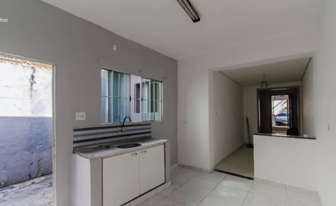 Casa à venda em São Paulo com 2 dormitórios, 1 banheiro, 100 m2 de área útil, código 310-510 (8/22)