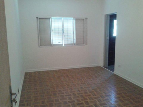 Casa à venda em Santo André (Santo André), 1 dormitório, 1 suite, 1 banheiro, 1 vaga, código 310-514 (1/28)